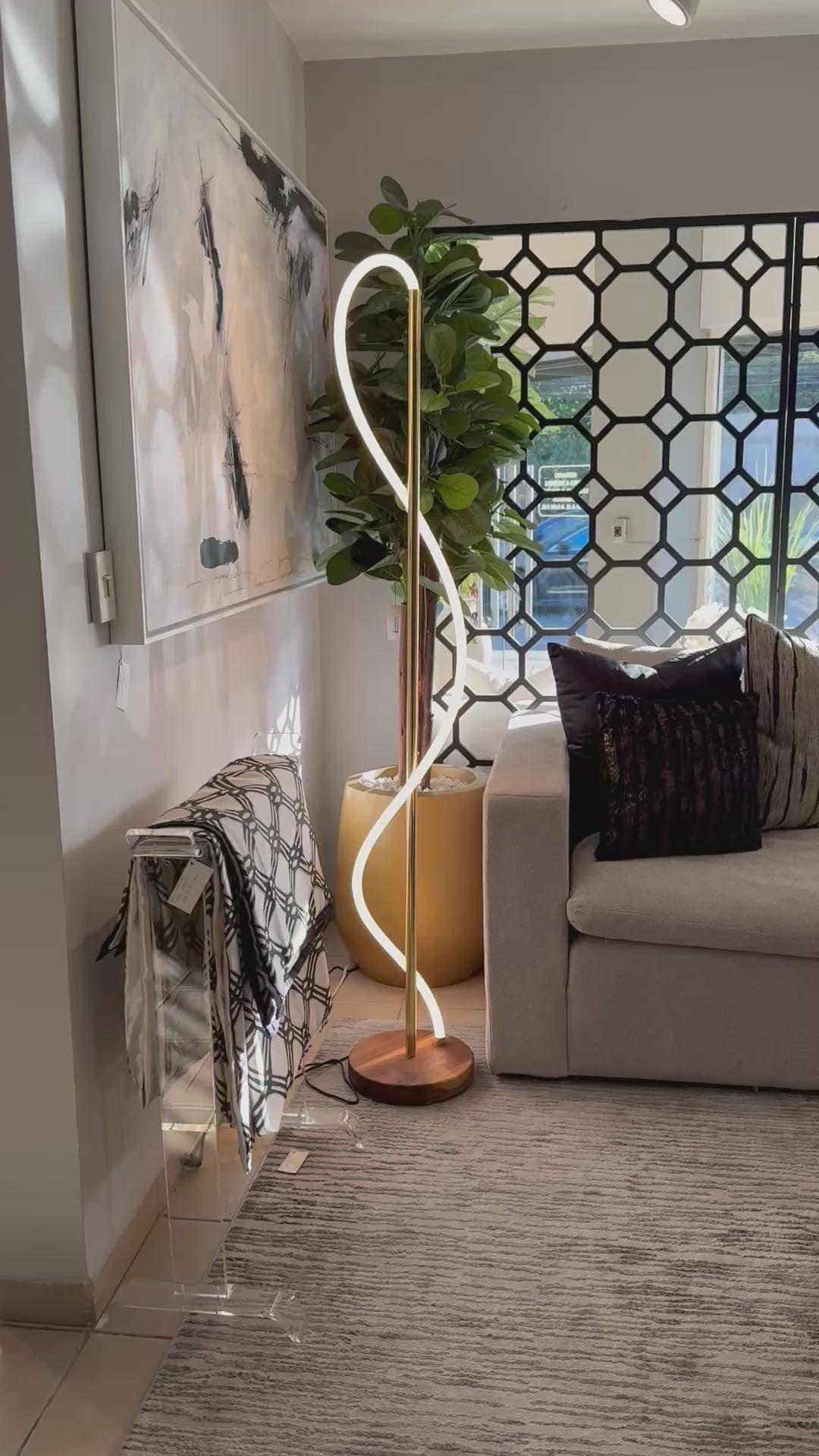 Susan / Lámpara de piso